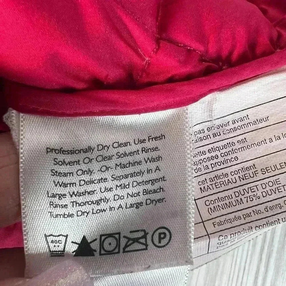 Eddie Bauer Kids Size S Red/black down filled embroirdered snowflate zippers ves - Picture 12 of 14